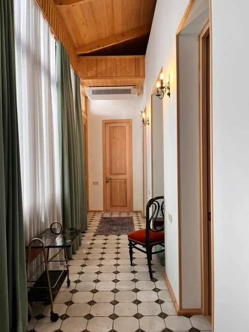 Тедио Жордания, 8: 6-комнатная, 200.0 м²