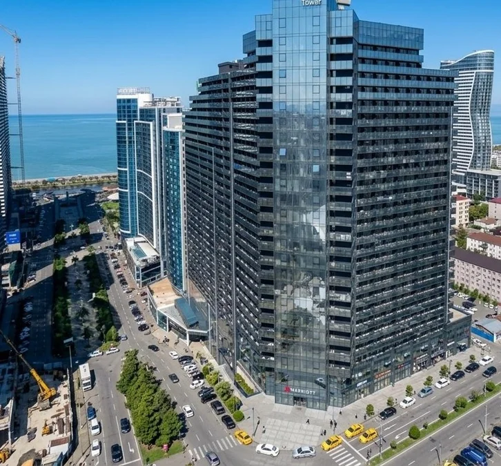 BlueSky Tower: Студия, 38.0 м²