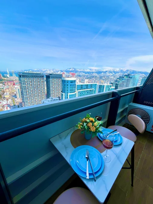 Апартаменты в Orbi City с видом, €627 за период
