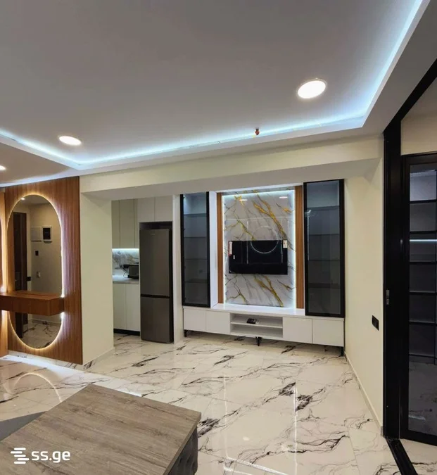 2-комнатная квартира на ул. Нижарадзе, $600