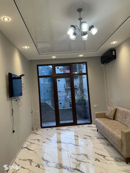 1+1 на Ketevan Tsamebuli St. 0 Agmashenebeli District
