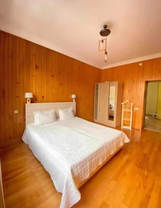 Ул. Парнаваза Мепе, 70: 3-комнатная, 67.0 м²