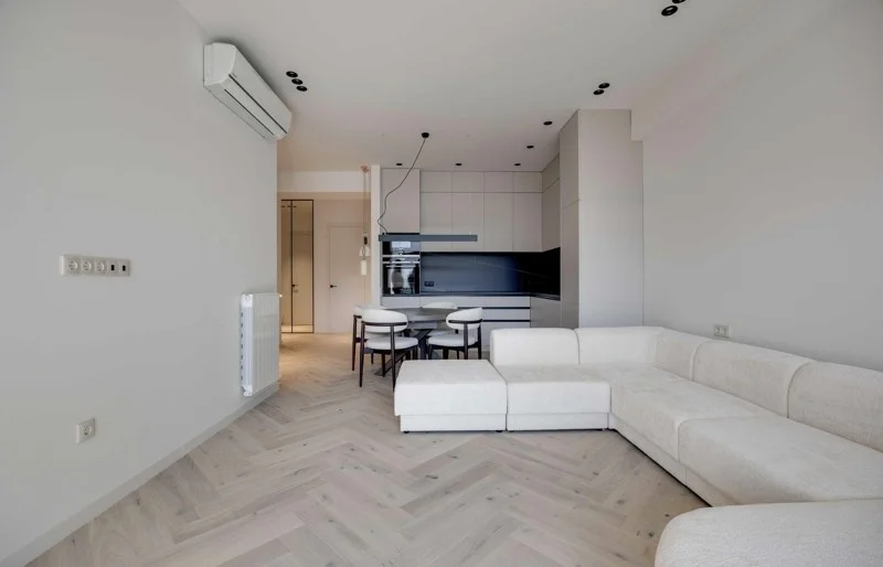 Проспект Александра Казбеги: 4-комнатная, 122.0 м²
