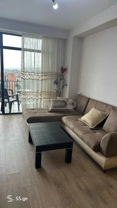 Ул. Григол Лорткипанидзе, 1: 2-комнатная, 57.0 м²
