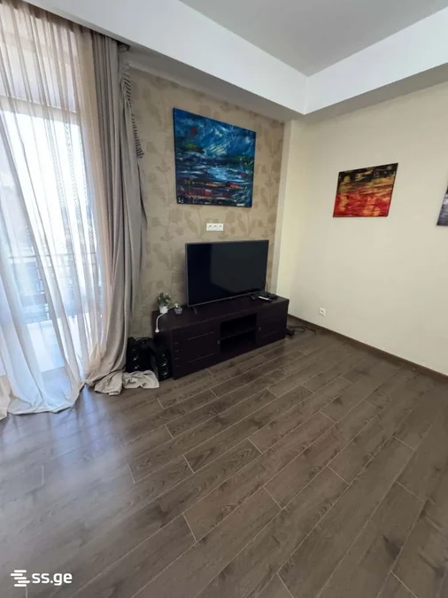 3 room Flat for rent. Vera