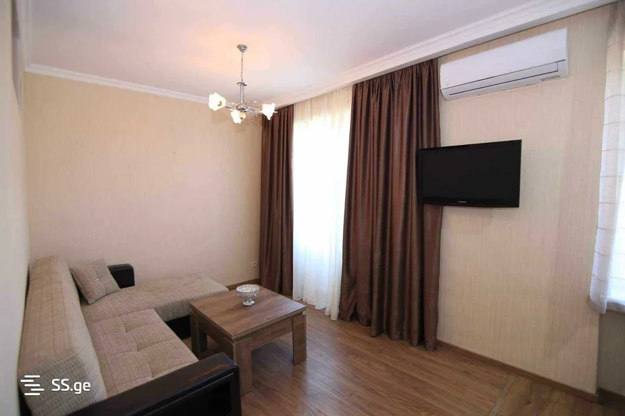 2 room Flat Daily rent. Isani
