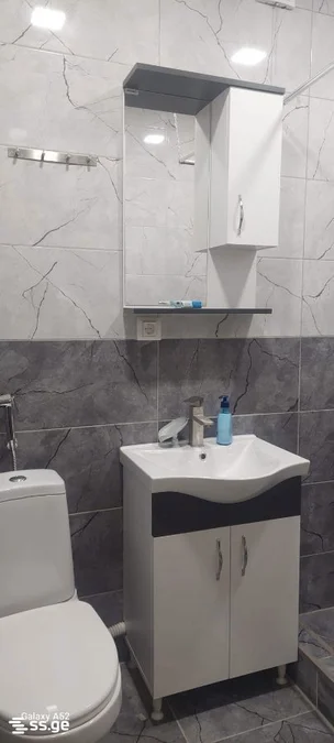 2 room Flat For Rent. Isani