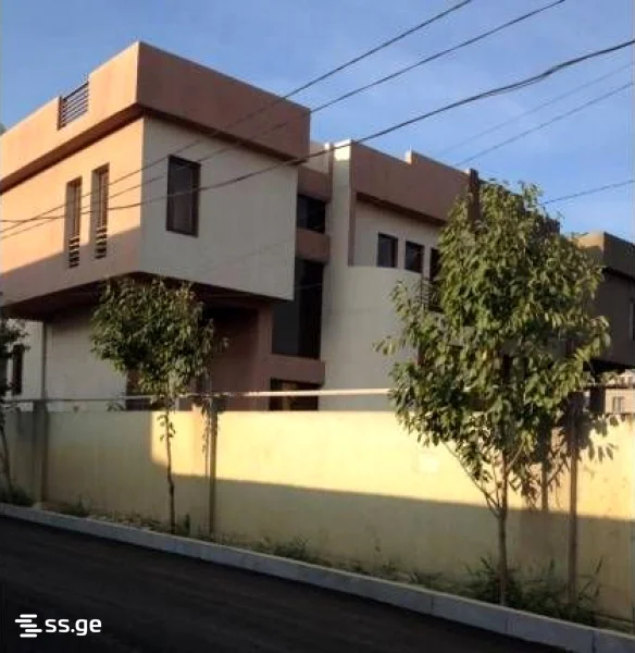 5 room Private House For Sale. Digomi