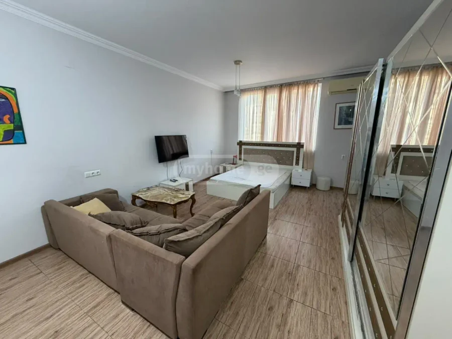 : Сдаётся 1-комнатная квартира