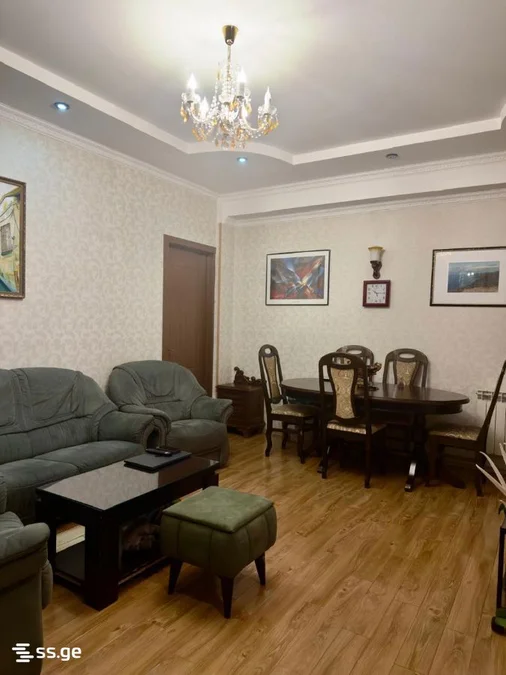 3-комнатная квартира в Тбилиси