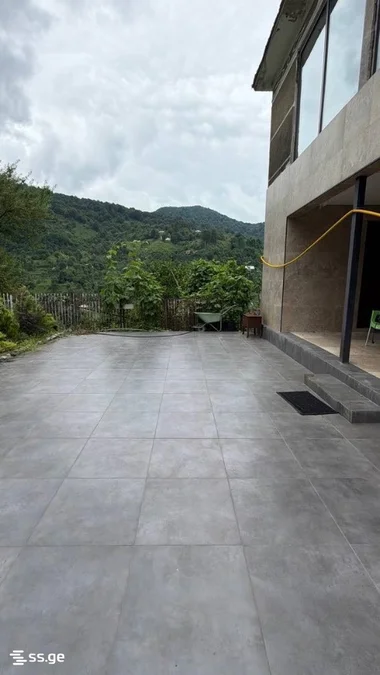 5 room Private House For Sale