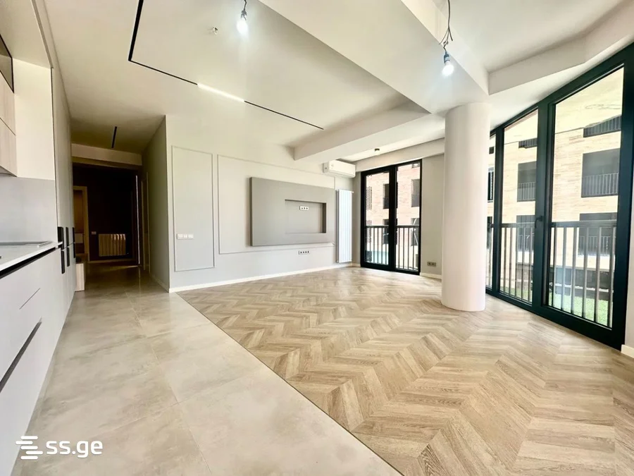 3 room Flat For Sale. Avlabari
