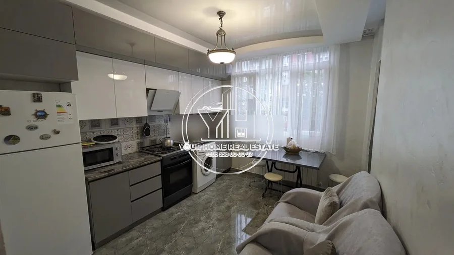 3-комнатная квартира, 80 кв.м, ул. Багратиони, $600