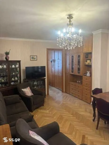 Коммерческое помещение на ვიქტორ დოლიძის ქუჩა 26 Saburtalo