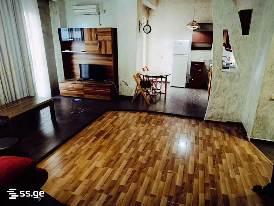 1+1 на M. Lermontov Street 57 Rustaveli District