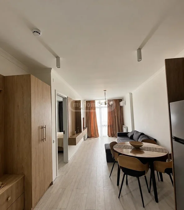 2-комнатная квартира, 60 кв.м, $550