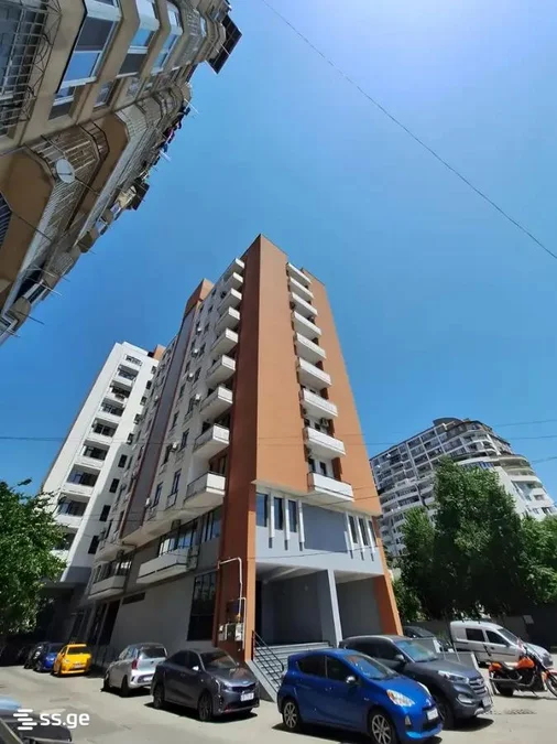 3-комнатная квартира в Тбилиси