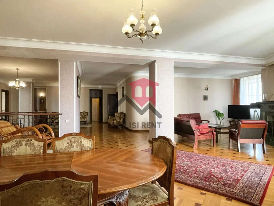 5 комнат в Сабуртало, рядом с Техническим университетом, $2600