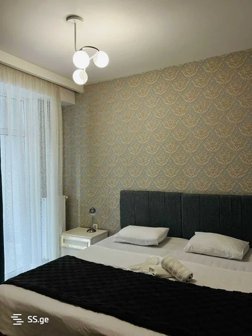 3 room Flat Daily rent. Isani