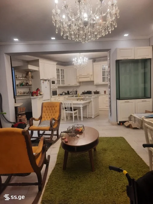 5 room Flat For Rent. Saburtalo