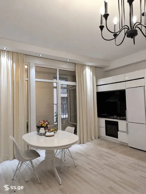 Коммерческое помещение на Burdzgla St 74 Saburtalo