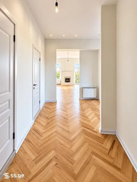 3 room Flat For Sale. Vera