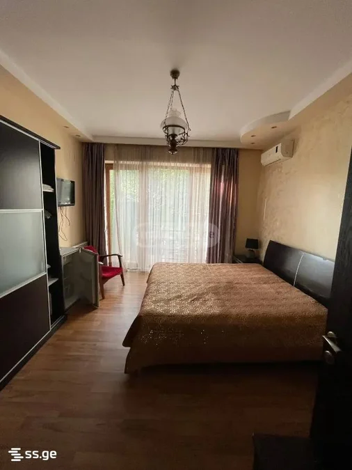 Коммерческое помещение на შ. რუსთაველის გამზ. 0 Rustaveli District