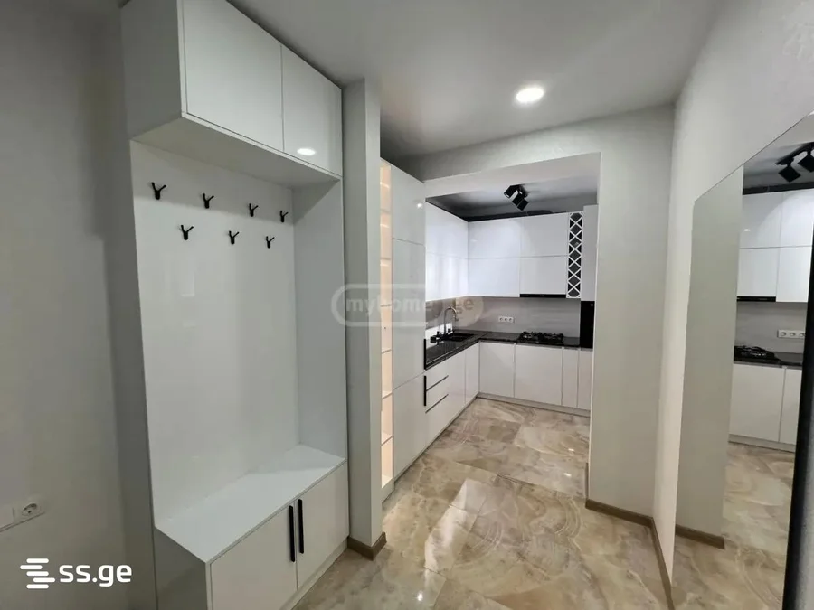 3 room Flat For Rent. Gldani