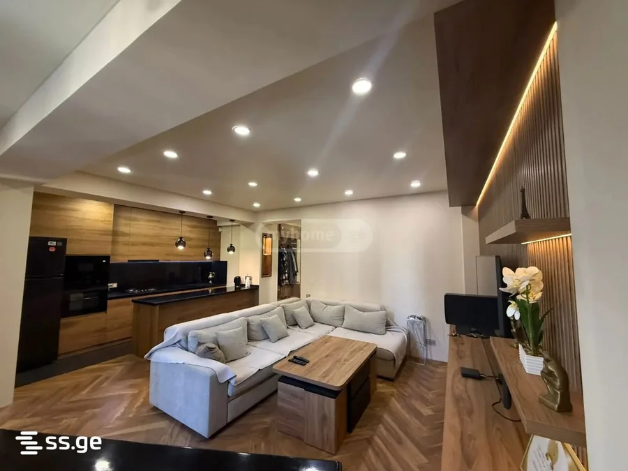Паркинг на al. ioseliani st. 52 Saburtalo
