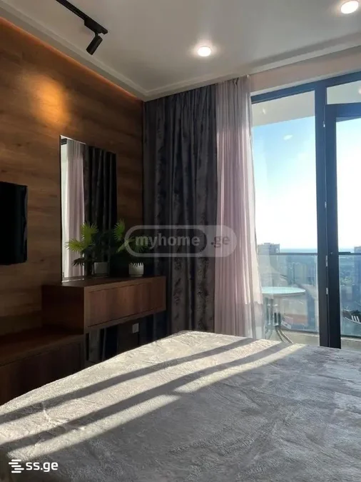 1+1 на GR. Lortkipanidze st. 24 Airport District