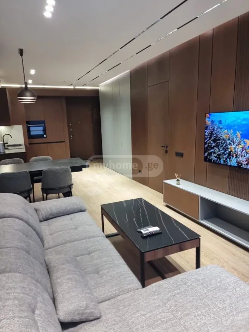 Квартиру 1+1 с прямым видом на море и премиальным ремонтом в комплексе Porta Tower