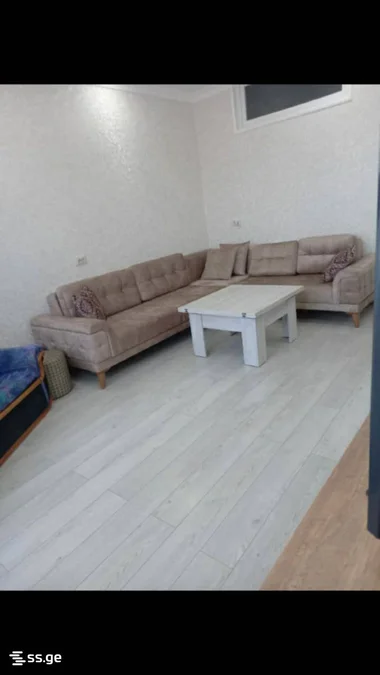 Коммерческое помещение на David Agmashenebeli Street 49 Agmashenebeli District