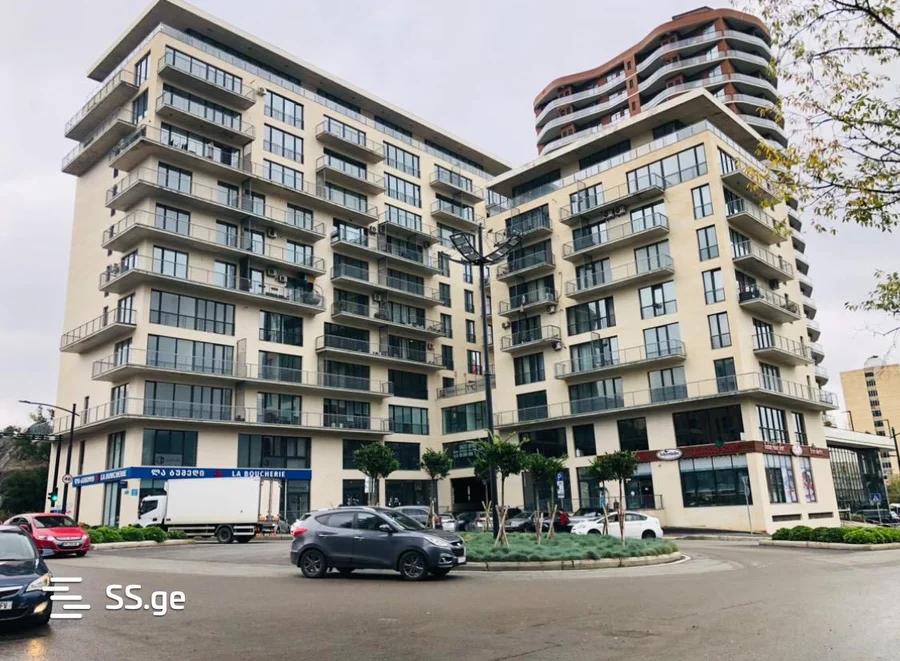 3-комнатная квартира в Тбилиси