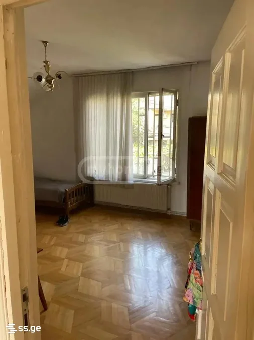 1-комнатный частный дом. Сабуртало