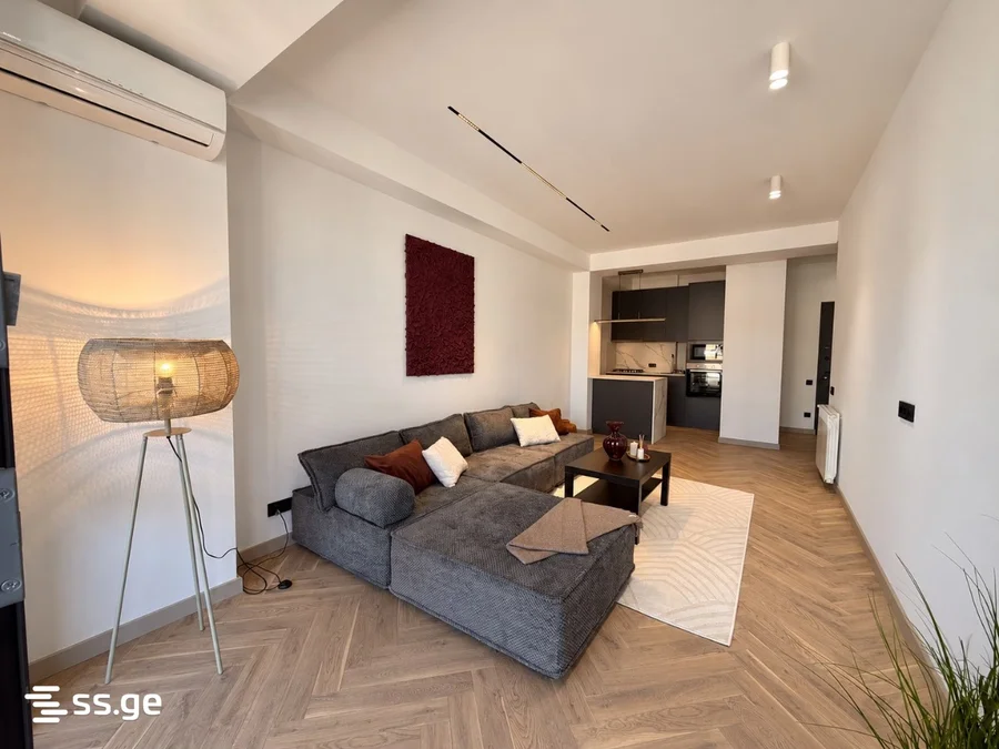 2 room Flat For Sale. Ortachala