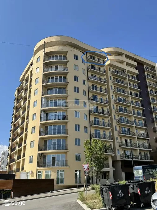 4-комнатная квартира на продажу. Вазисубани