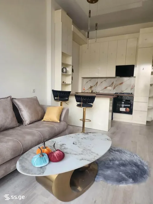 2 room Flat For Sale. Lisi lake