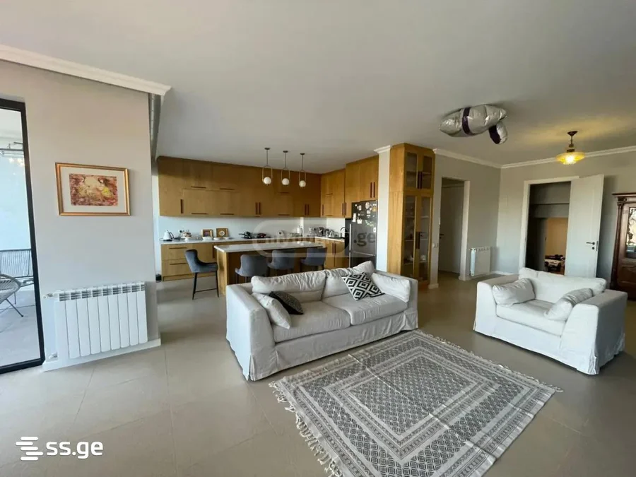 6-комнатный частный дом. Багеби