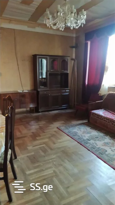 5-комнатная квартира в Тбилиси