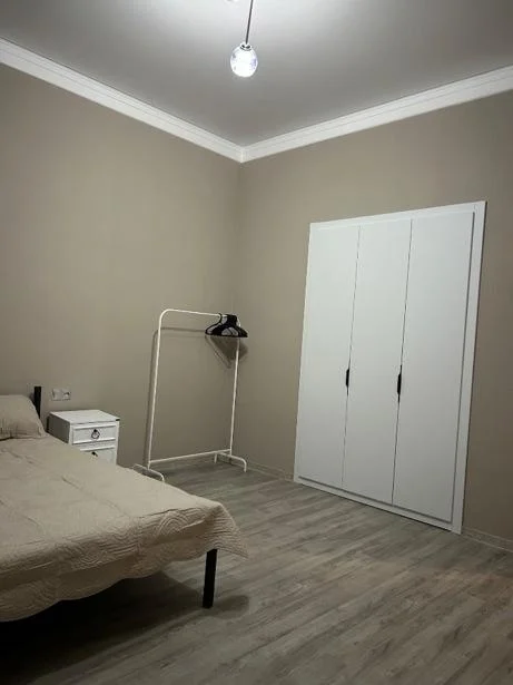 Илия Чавчавадзе, пр-т, 44: 4-комнатная, 160.0 м²
