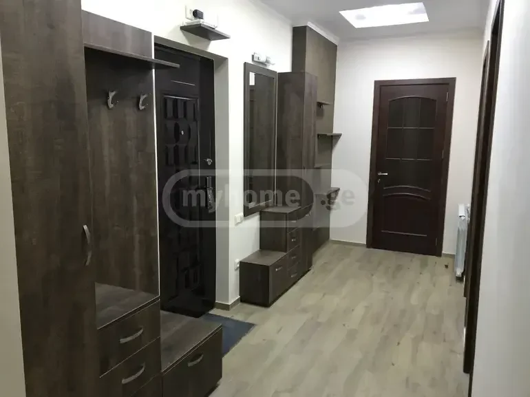 3-комнатная квартира в районе Руставели