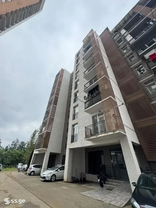 4-комнатная квартира на продажу. Надзаладеви