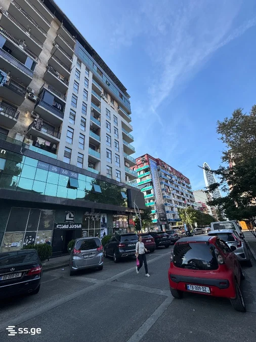1+1 на ზ. გორგილაძის ქუჩა 25 Rustaveli District