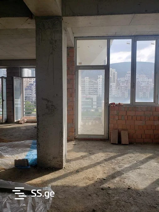 4 room Flat For Sale. Vake