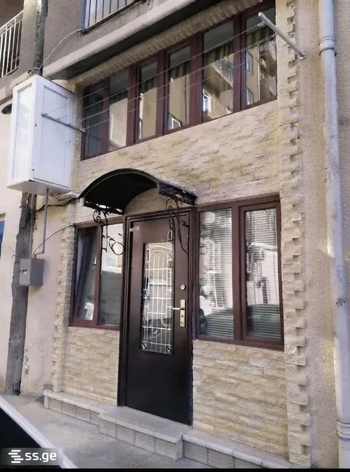 2-комнатная квартира в Тбилиси