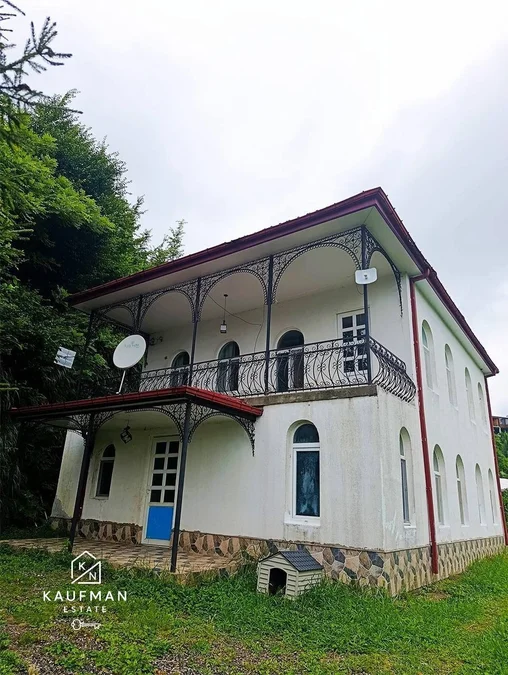 4+1 в Капрешуми, $1200