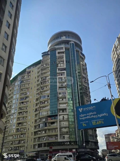 1+1 на Шосе Аэропорта 2 Airport District