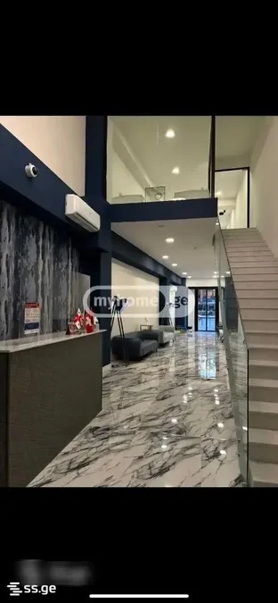 Универсальное помещение в Сабуртало