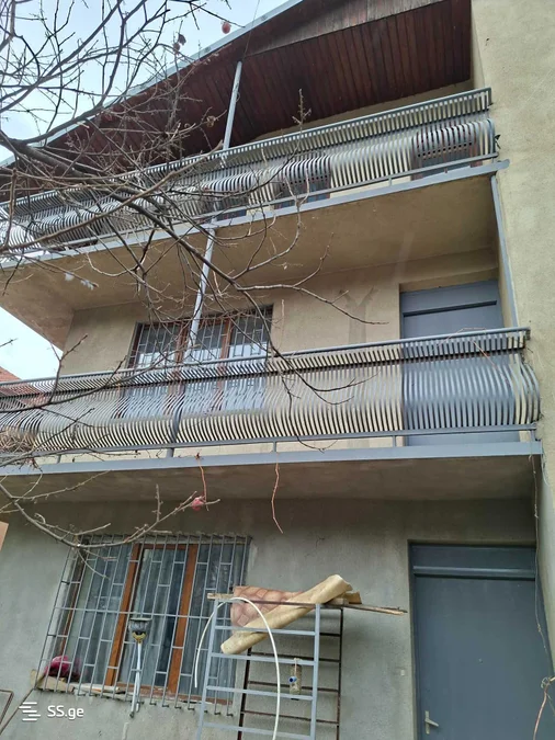 Комната в частном доме. Санзона
