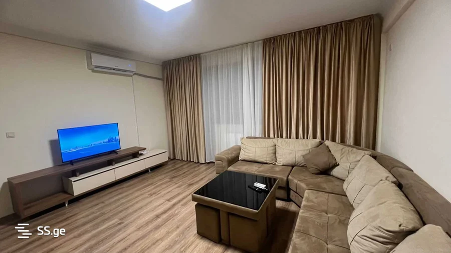 4 room Flat Daily rent. Varketili